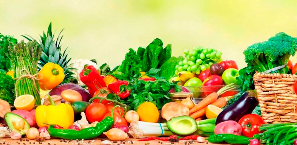7 Foods That Nourish Your Skin